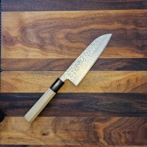 Hokiyama - Coltello Santoku lama 165mm in acciaio damasco sanmai Aus-10 - fatto a mano in Giappone