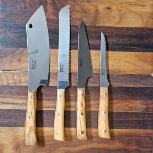 MaglioNero - SET 4 PEZZI BBQ con Borsa  - Manico in Olivo - Made in Italy