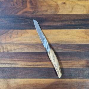 Forged Katai Vg10 - Coltello Utility lama 12,50cm, brut de forge, manico in radica